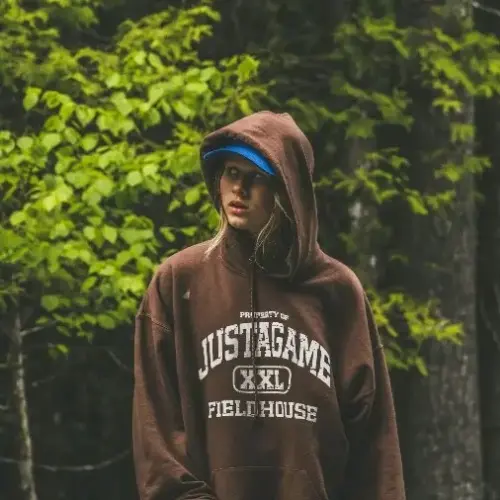 超大版型圖案連帽衫